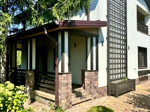 будинок за адресою Дніпровське шосе