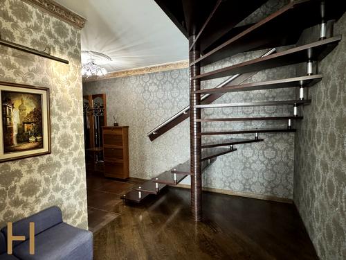 квартира за адресою Срібнокільська вул., 22