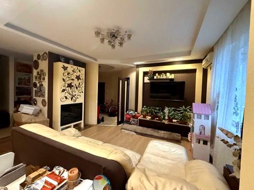 квартира за адресою Академіка Сахарова вул., 36