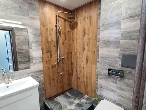 квартира за адресою Каховська вул., 62