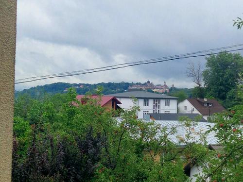 будинок за адресою Кобринської, 10