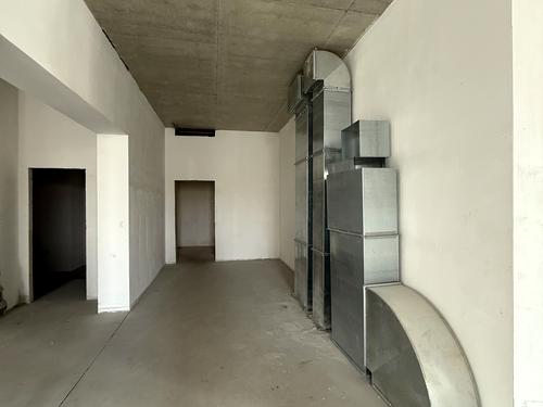 комерційна за адресою Краснова вул., 3