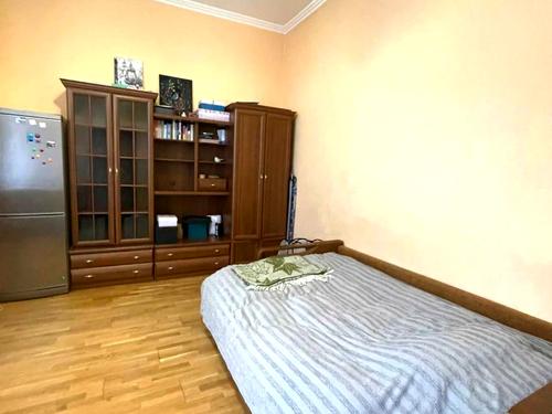 квартира за адресою Святого Теодора пл., 4