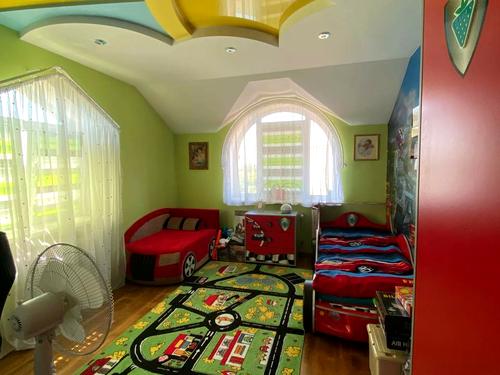 квартира за адресою Залізнична вул., 7