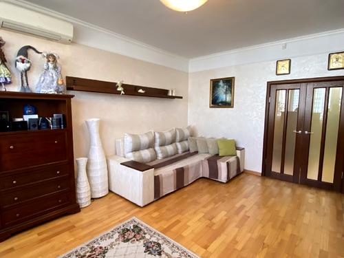 квартира по адресу Драгоманова ул., 6-А