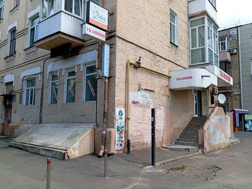 коммерческая по адресу Антоновича ул. (Горького), 59