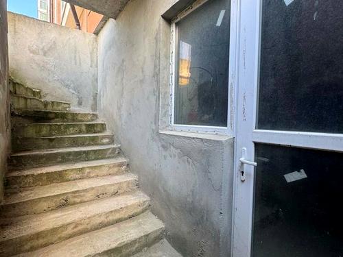 комерційна за адресою Василя Стуса вул., 30д
