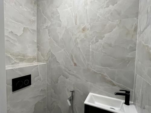 квартира за адресою Незалежності вул., 2