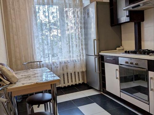 квартира за адресою Михайла Драгоманова вул. (Димитрова), 52
