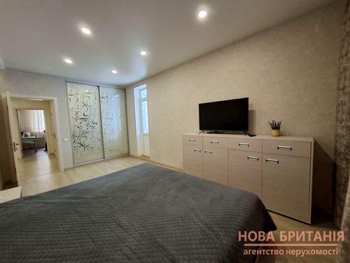 квартира по адресу Юлии Здановской ул. (Ломоносова), 46/1