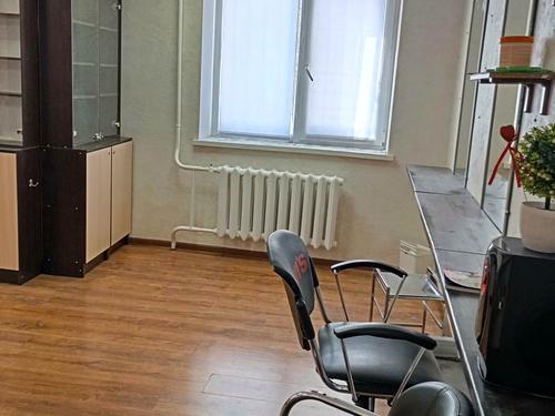 комерційна за адресою Академіка Заболотного вул., 66