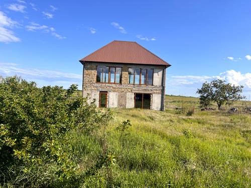 дом по адресу с. Зориново, Центральна, 15