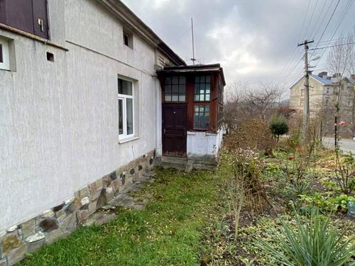 квартира за адресою Івана Франка вул., 27