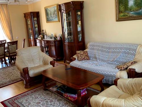 будинок за адресою Долинна вул., 6