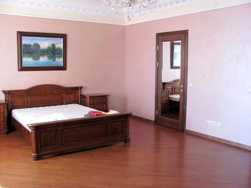 квартира за адресою В'ячеслава Чорновола вул., 25