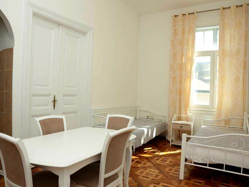 квартира по адресу Шота Руставели ул., 32