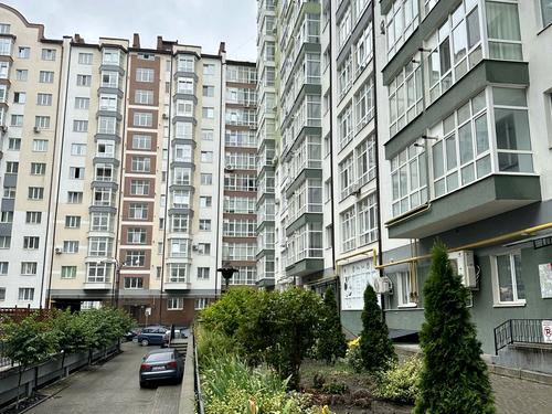 квартира за адресою Височана вул., 18
