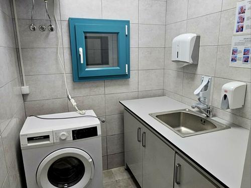 комерційна за адресою провулок 14 Жовтня, 1