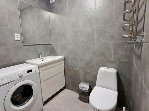 квартира за адресою вул. Молодогвардійська, 53