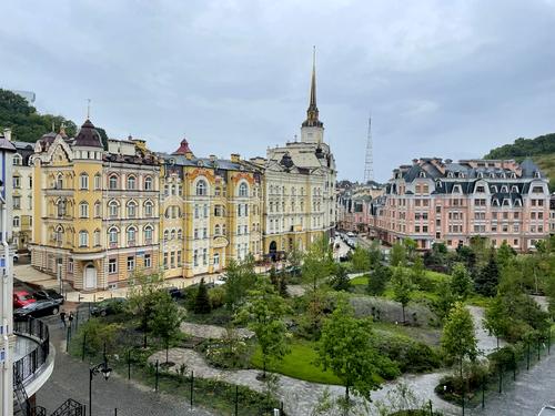 коммерческая по адресу Дегтярная ул., 7