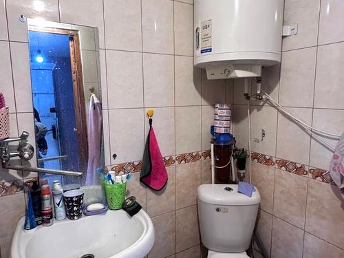 дом по адресу Солідарності, 525