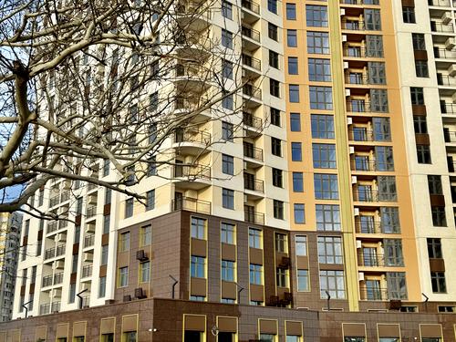 комерційна за адресою Краснова вул., 3