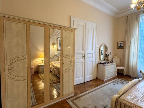 квартира за адресою Митрополита Андрея вул., 4