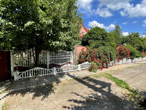 дом по адресу Деснянская ул.