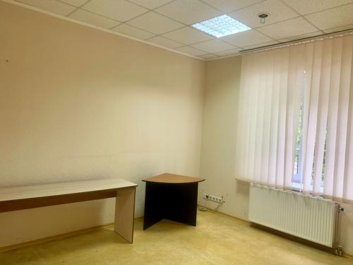 комерційна за адресою Проскурівського підпілля вул., 48/1