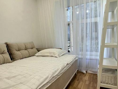 квартира за адресою пл. Міцкевича, 8