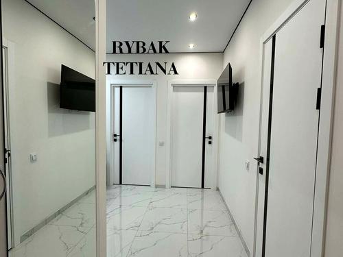 квартира за адресою Літературна, 8
