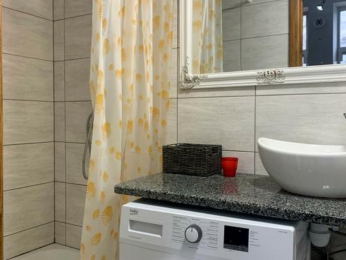 квартира за адресою Варшавська вул., 11