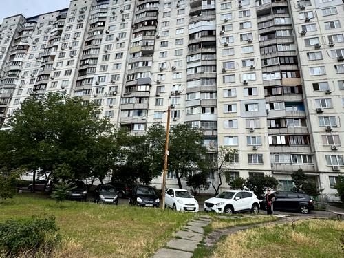 квартира за адресою Героїв полку 