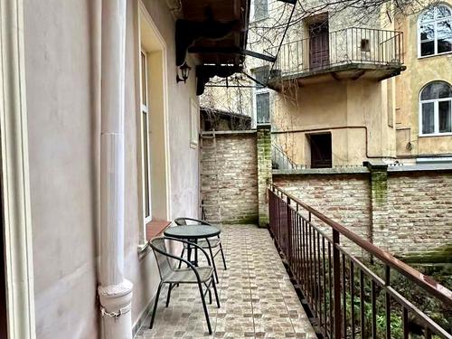 квартира по адресу Драгоманова ул., 4