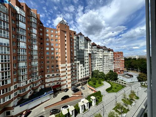 квартира за адресою Кучеревського бульв., 1