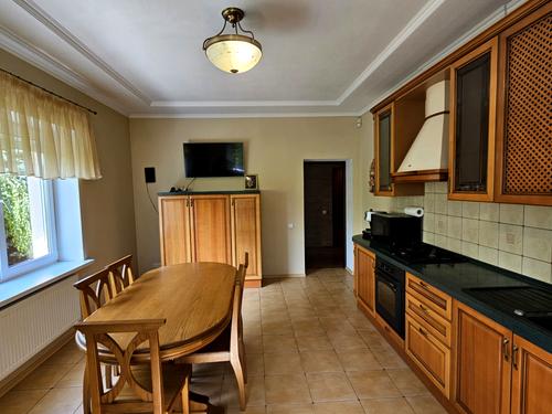квартира за адресою Озерна, 2а