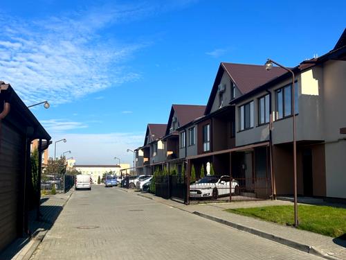 дом по адресу Ровно, Степана Демьянчука ул.