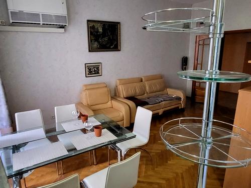 квартира по адресу Большая Житомирская ул., 10
