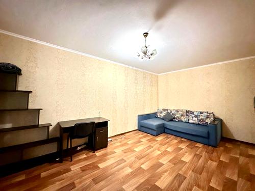 квартира за адресою житловий масив Тополя-3 вул., 13