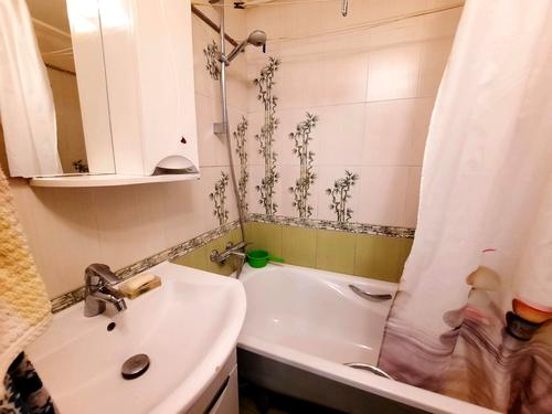 квартира по адресу Хуторовка ул., 40