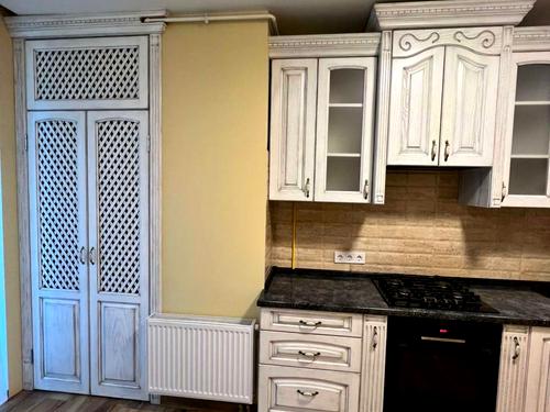 квартира за адресою Залізнична вул., 9