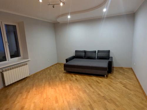 квартира за адресою Тролейбусна вул., 26