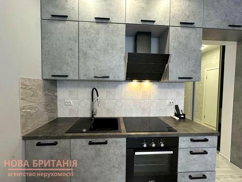 квартира за адресою Михайла Максимовича вул. (Онуфрія Трутенка), 24-Б