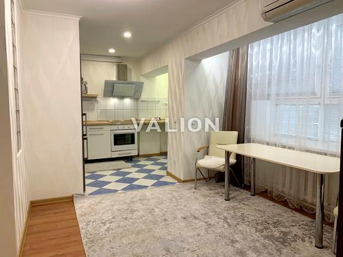 квартира за адресою Анни Ахматової вул., 5