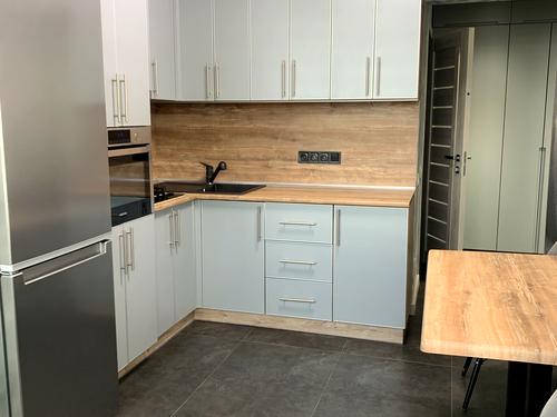 квартира за адресою Абрикосова вул., 1в