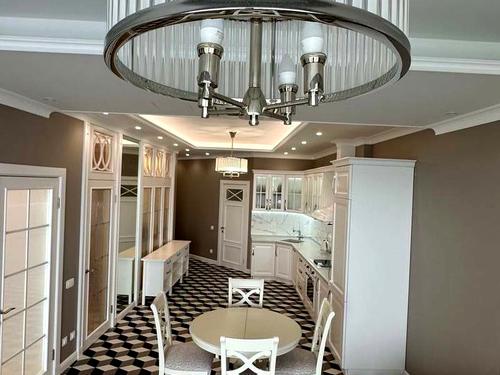 квартира за адресою Бернардацці вул. (Красних Зір), 2а