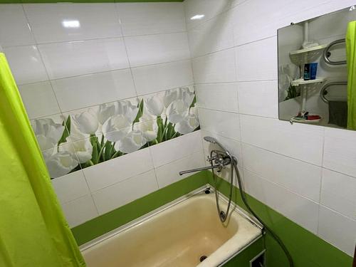 квартира за адресою Куряжська вул., 10