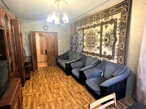 квартира за адресою Космонавтів вул., 24