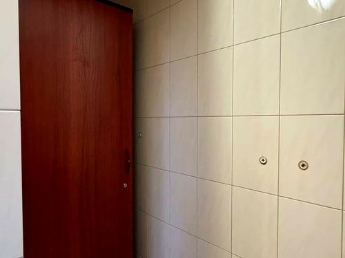 комерційна за адресою Гетьмана Петра Дорошенка вул. (), 73