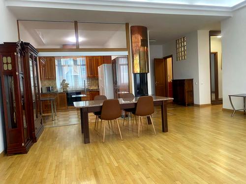 квартира за адресою Кловський узвіз, 5